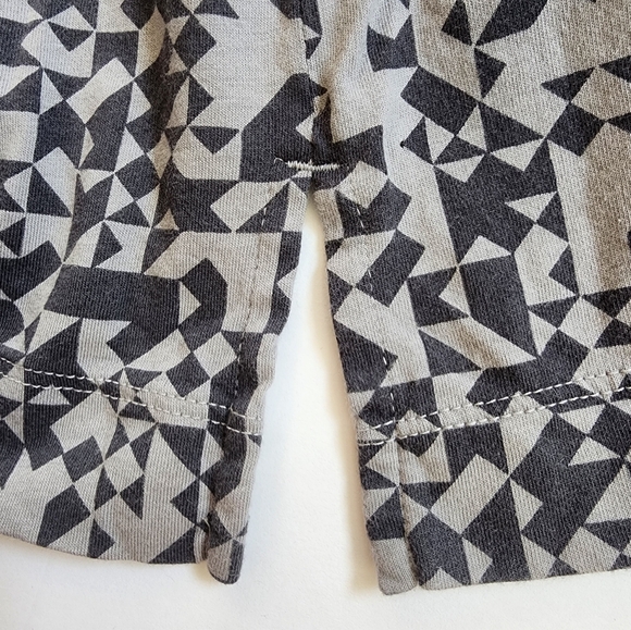 Uniqlo SPRZ NY MoMA Collection Graphic Tee in Gray Size XS - Picture 5 of 8